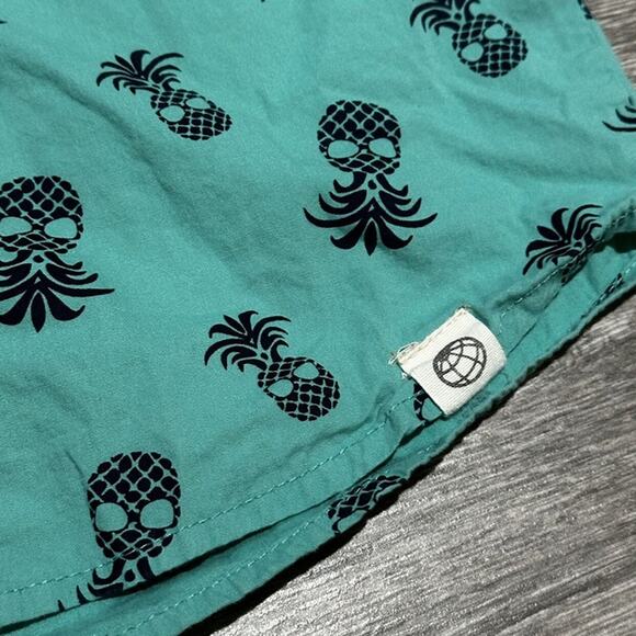 Free Planet Cyan Green Pineapple Button Down Shirt Sz. M(5) - Picture 5 of 5